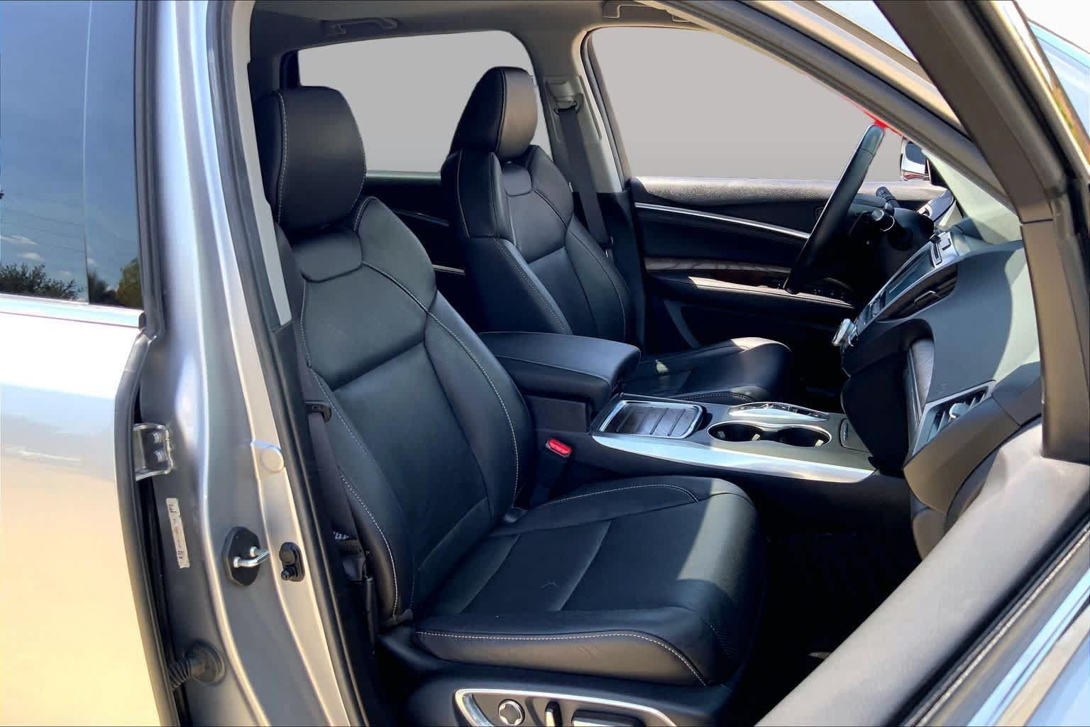 Used 2019 Acura MDX w/ Technology Package FWD image 9