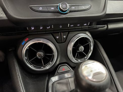 Used 2020 Chevrolet Camaro LS RWD image 22
