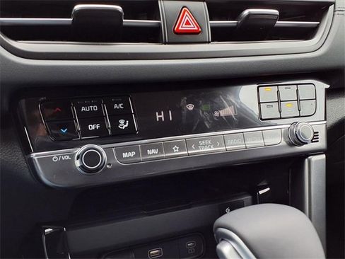 New 2026 Kia Seltos EX image 9