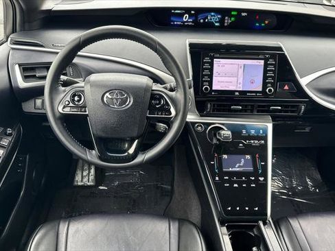Certified 2018 Toyota Mirai image 15