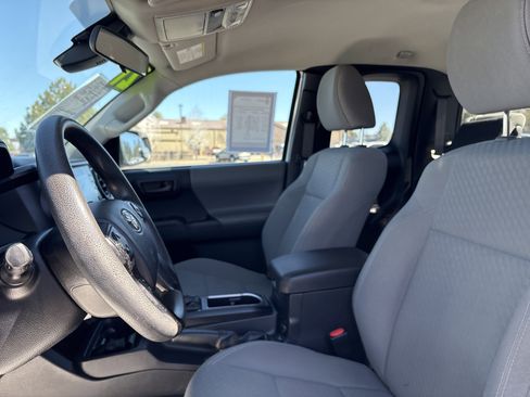 Used 2021 Toyota Tacoma SR w/ SX Package image 18