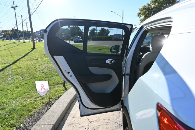 Used 2020 Volvo XC40 T5 Inscription w/ Protection Package AWD/4WD image 23
