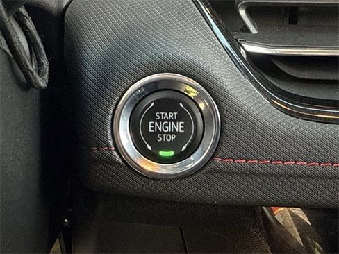 Certified 2025 Chevrolet TrailBlazer RS w/ Driver Confidence Package image 24