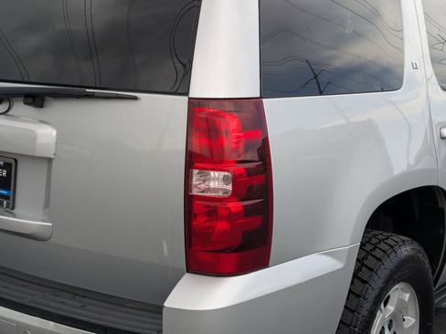 Used 2013 Chevrolet Tahoe LT AWD/4WD image 11