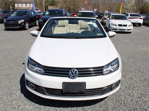 Used 2015 Volkswagen Eos Komfort image 3