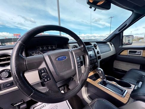 Used 2011 Ford F150 Lariat w/ Lariat Chrome Pkg image 14