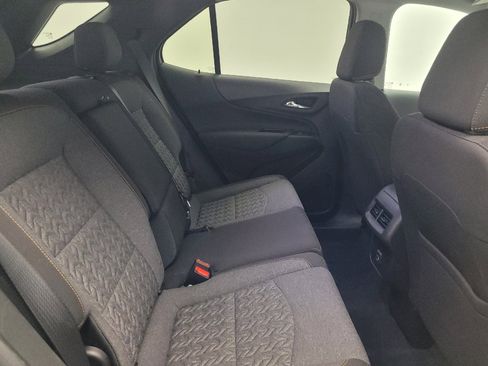 Used 2024 Chevrolet Equinox LT w/ LPO, Floor Liner Package FWD image 19