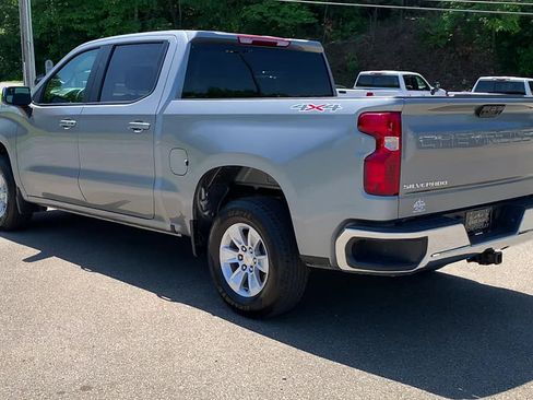Used 2025 Chevrolet Silverado 1500 LT AWD/4WD image 2