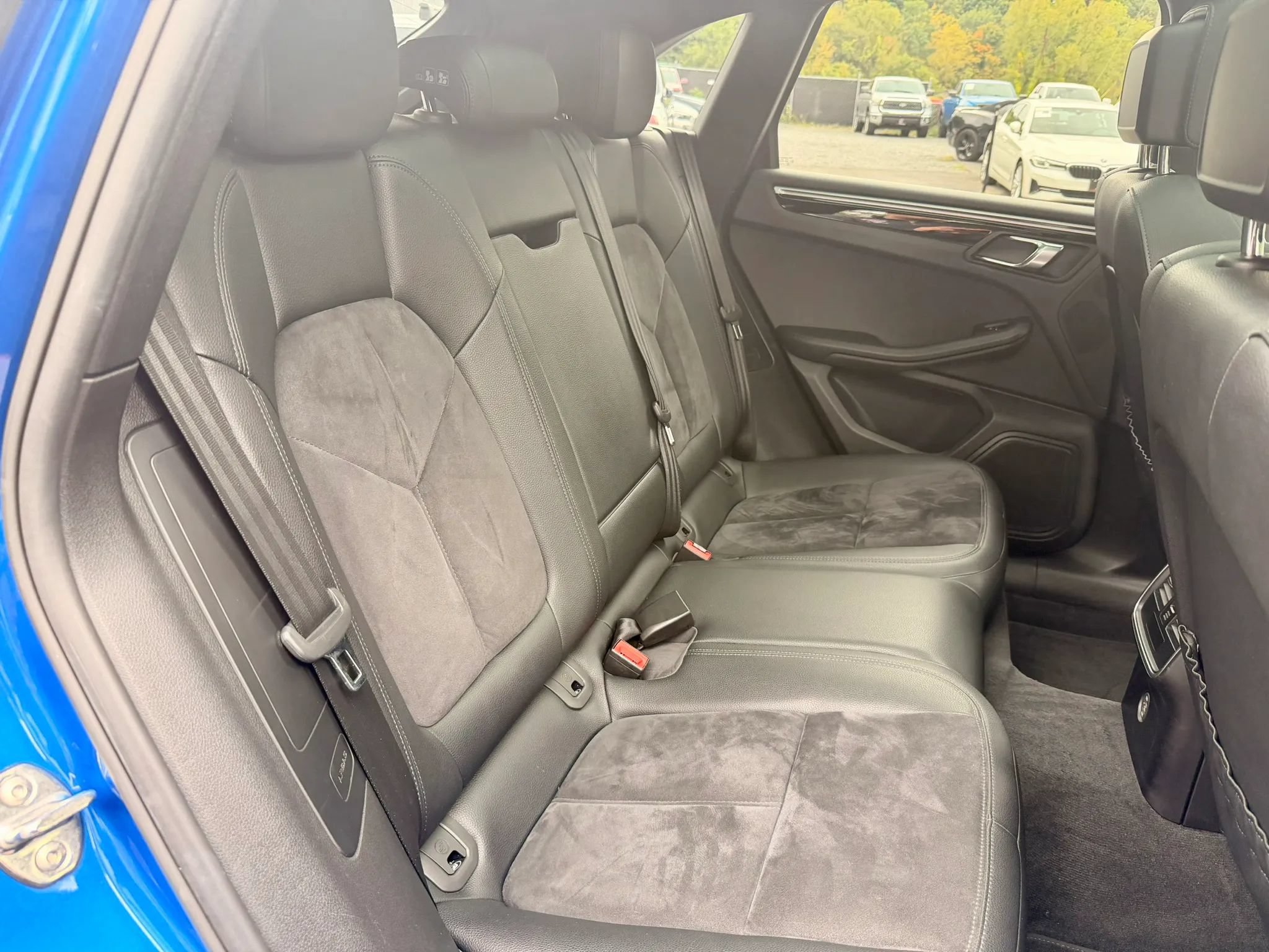 Used 2017 Porsche Macan AWD/4WD image 41