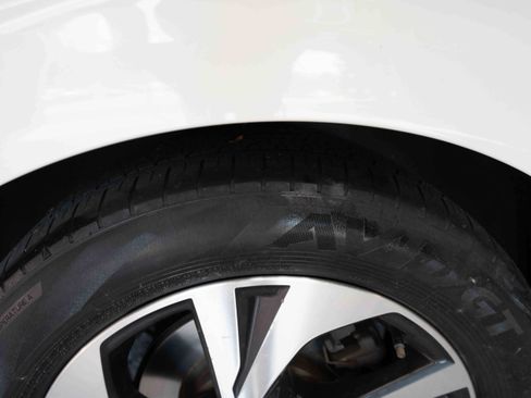 Used 2022 Subaru Legacy Premium AWD/4WD image 29