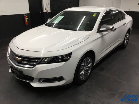 Used 2016 Chevrolet Impala LT w/ Convenience Package image 6