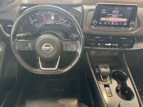 Used 2021 Nissan Rogue SV w/ Premium Package AWD/4WD image 14