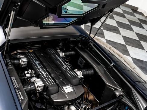 Used 2010 Lamborghini Murcielago LP 670-4 SV image 41