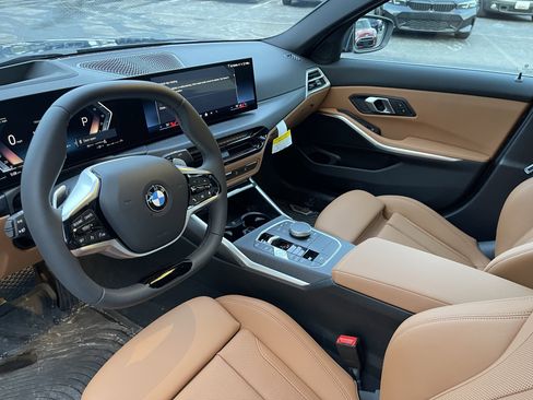 Used 2026 BMW 330i xDrive Sedan w/ Premium Package image 11