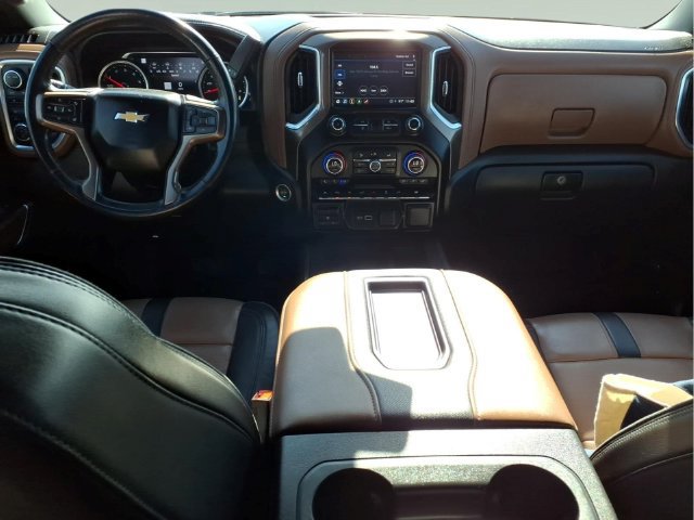 Used 2022 Chevrolet Silverado 1500 High Country AWD/4WD image 15