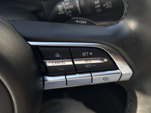 Certified 2023 MAZDA CX-30 AWD 2.5 S w/ Premium Package image 32