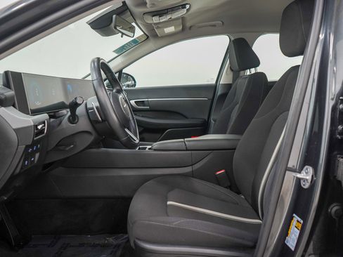 Used 2025 Hyundai Sonata SEL FWD image 21