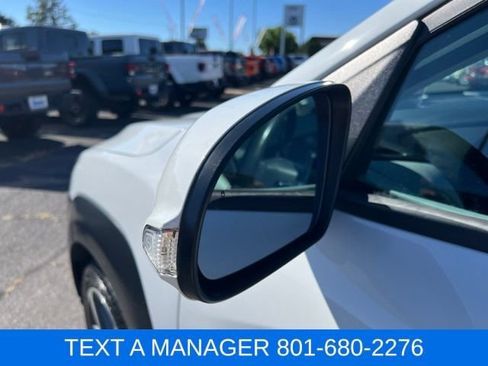 Used 2021 Hyundai Kona Ultimate w/ Winter Weather Package AWD/4WD image 12
