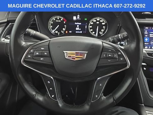 Used 2020 Cadillac XT5 Premium Luxury AWD/4WD image 19