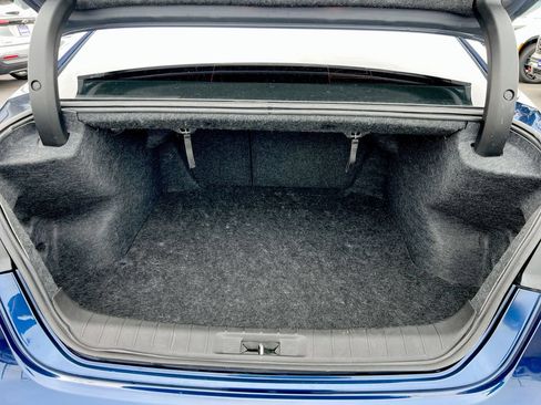 Used 2022 Nissan Maxima SL FWD image 21