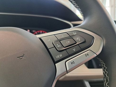 New 2026 Volkswagen Taos SEL AWD/4WD image 10
