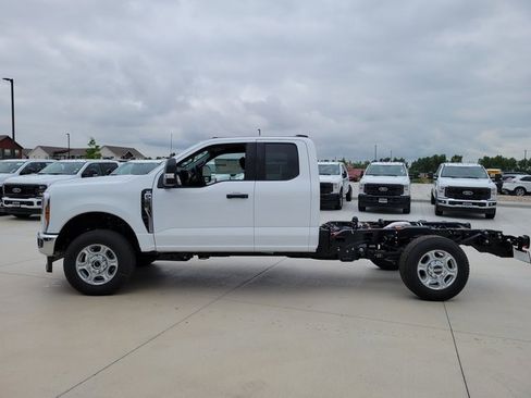New 2025 Ford F250 XLT image 6