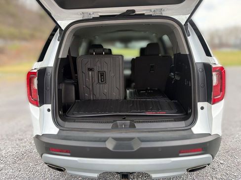 Used 2022 GMC Acadia SLE w/ LPO, Floor Liner Package image 36