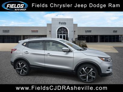 Used 2022 Nissan Rogue Sport SL