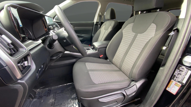 Used 2023 Kia Sorento LX AWD/4WD image 27