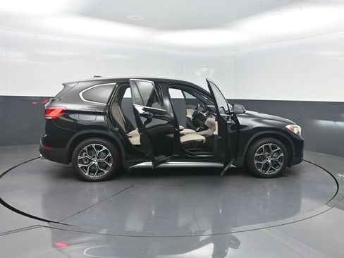 Used 2022 BMW X1 sDrive28i w/ Premium Package FWD image 33