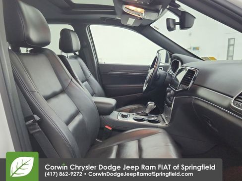Certified 2022 Jeep Grand Cherokee Limited image 33