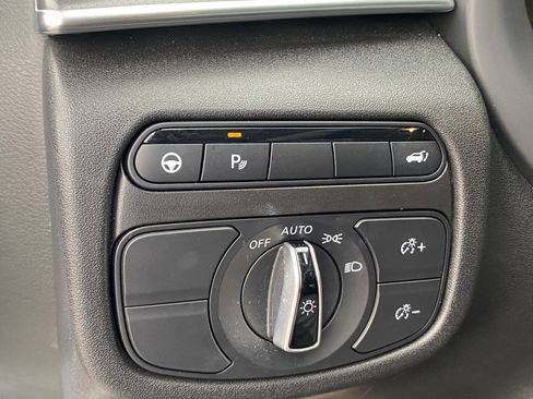 Used 2024 INFINITI QX50 Luxe image 28