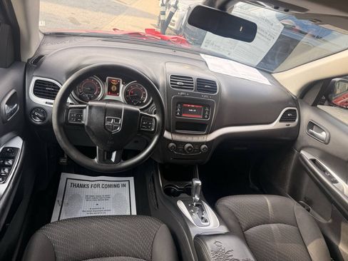 Used 2018 Dodge Journey SE FWD image 15
