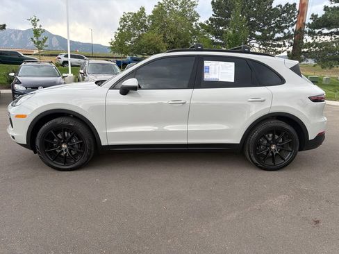Used 2020 Porsche Cayenne AWD/4WD image 4