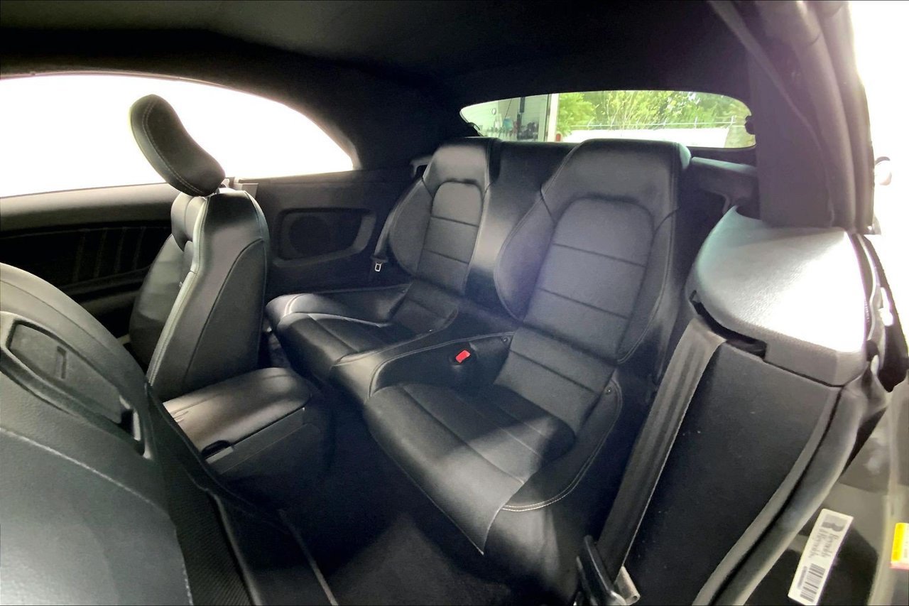 Used 2019 Ford Mustang Premium RWD image 18