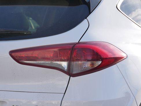 Used 2018 Hyundai Tucson Limited w/ Ultimate Package 02 image 17