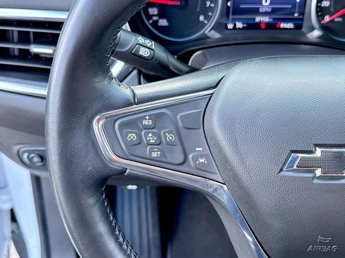 Used 2021 Chevrolet Equinox LT image 16