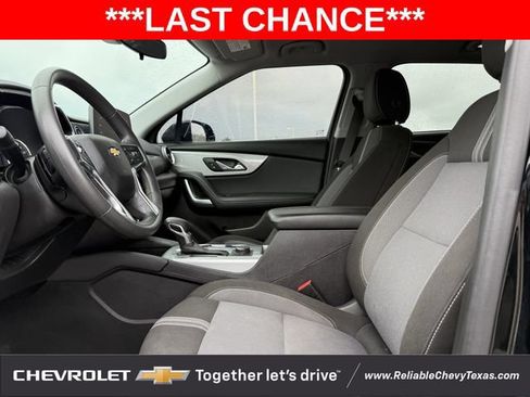 Used 2025 Chevrolet Blazer LT AWD/4WD image 33