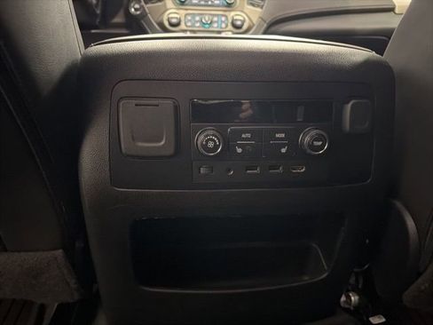 Used 2019 GMC Yukon Denali w/ Denali Ultimate Package image 20
