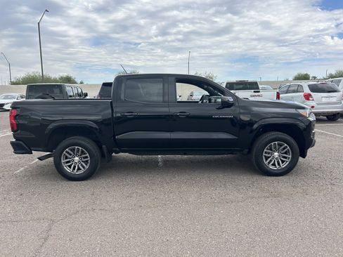 Used 2023 Chevrolet Colorado LT w/ LT Convenience Package II RWD image 5