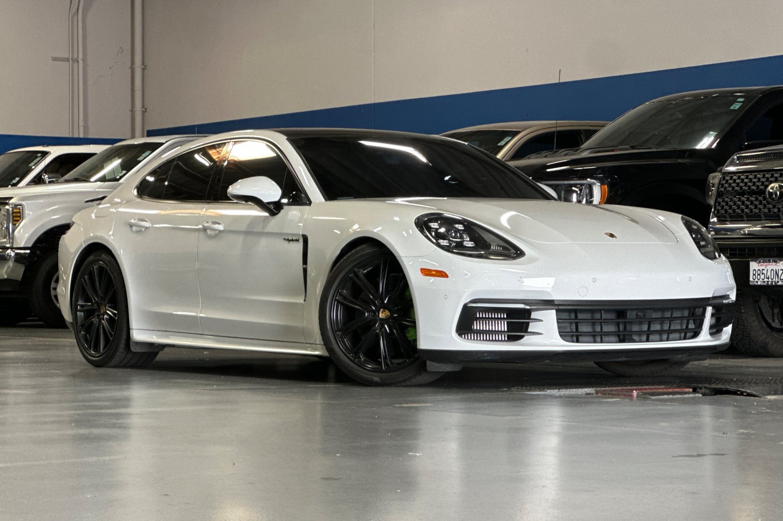 Used 2019 Porsche Panamera 4 AWD/4WD image 2