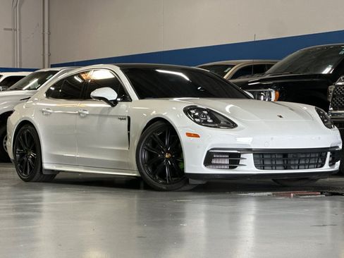 Used 2019 Porsche Panamera 4 AWD/4WD image 2