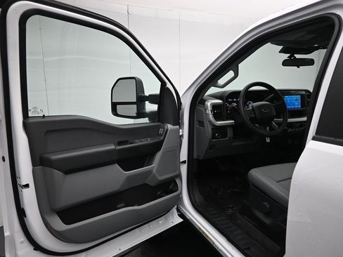 New 2026 Ford F550 2WD Crew Cab image 11