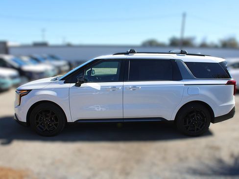New 2027 Kia Carnival SX Prestige FWD image 16