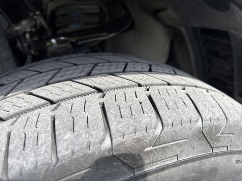 Used 2019 Toyota Tacoma TRD Off-Road AWD/4WD image 33