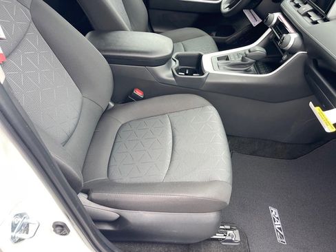 New 2025 Toyota RAV4 XLE image 18