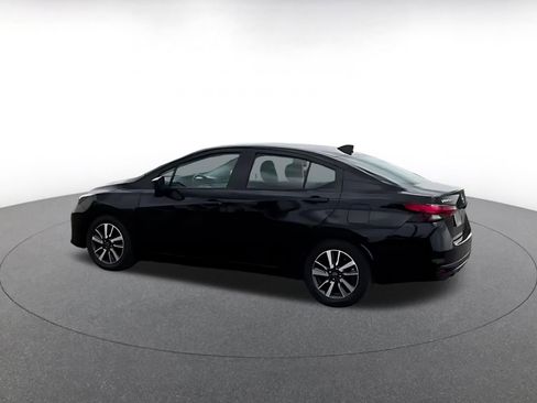 Used 2025 Nissan Versa SV FWD image 10