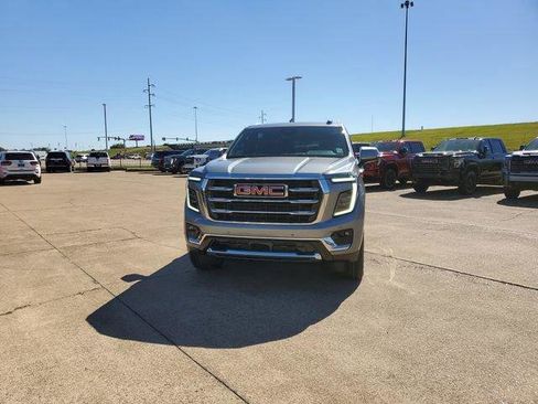 New 2026 GMC Yukon XL Elevation RWD image 2