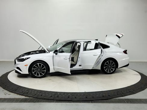 Used 2023 Hyundai Sonata Limited FWD image 13