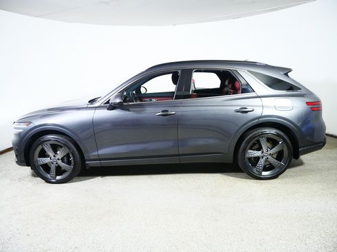 Used 2023 Genesis GV70 2.5T w/ Sport Prestige Package AWD/4WD image 4